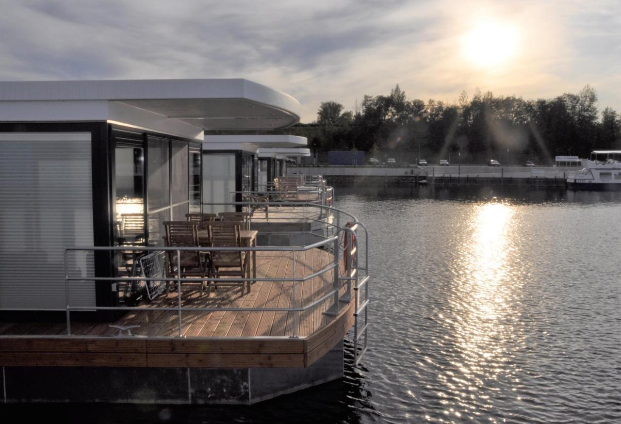 Hausboote Marina Braunsbedra别墅 外观 照片